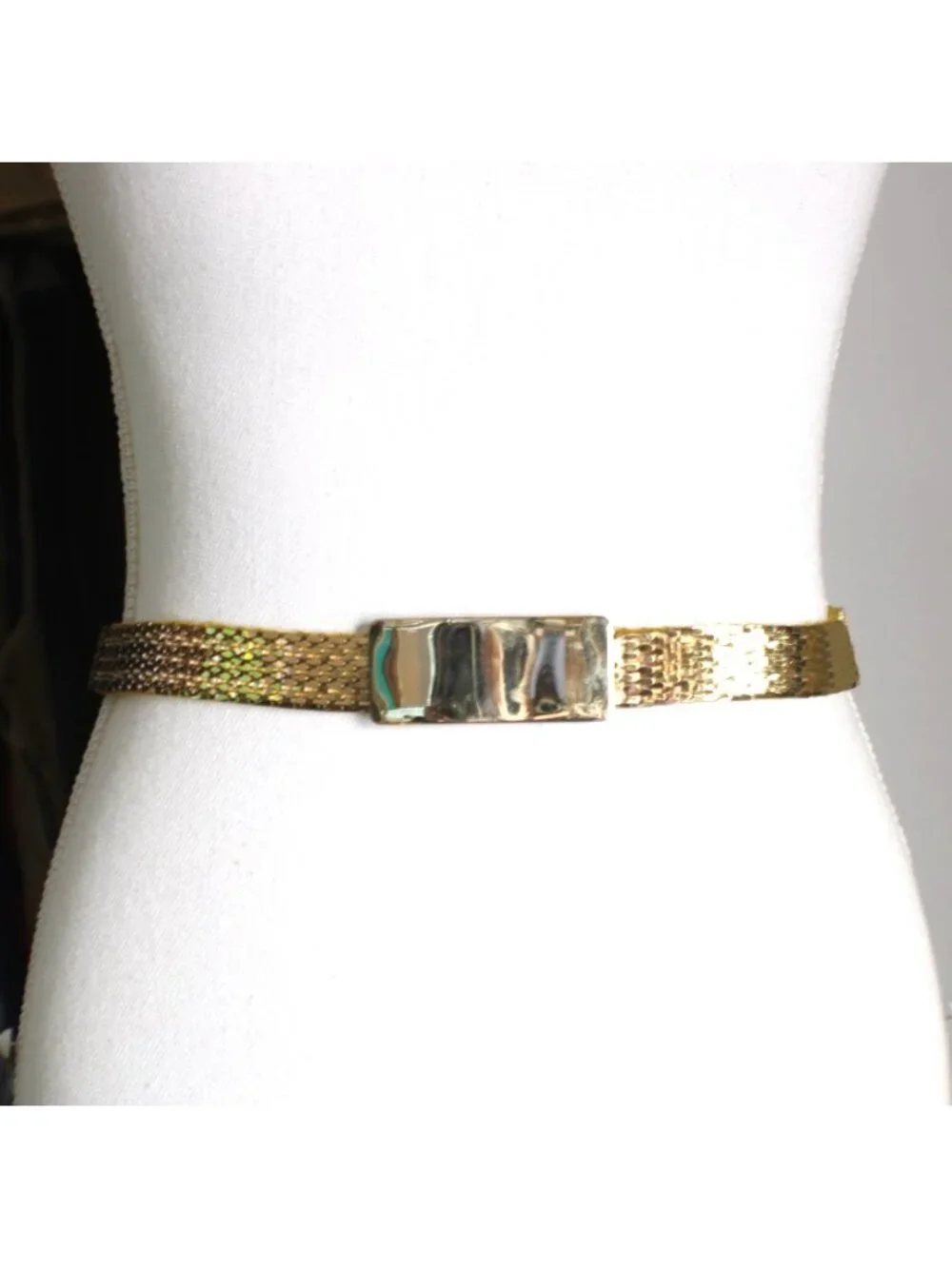 Vintage Gold Metal Fish Scale Elastic Stretch Belt Rectangle Buckle Clasp 1970s